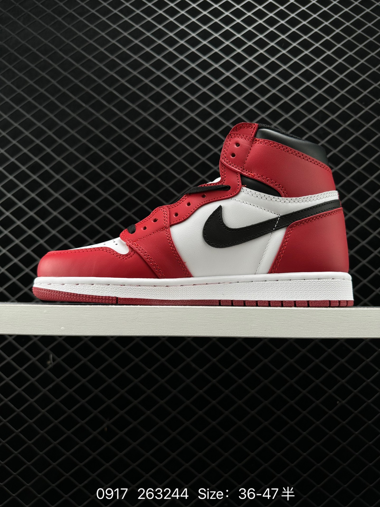 Nike Air Jordan 1 Retro High OG”Black/White“